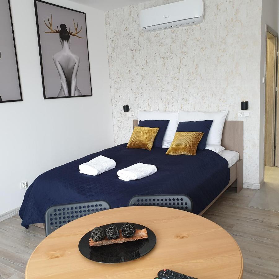 Q Apart Amber - Studio, Manufaktura, Klimatyzacja I Garaz Gratis, Netflix, Fv, Gwarancja Zadowolenia Łódź Exterior foto