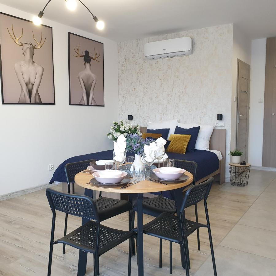 Q Apart Amber - Studio, Manufaktura, Klimatyzacja I Garaz Gratis, Netflix, Fv, Gwarancja Zadowolenia Łódź Exterior foto