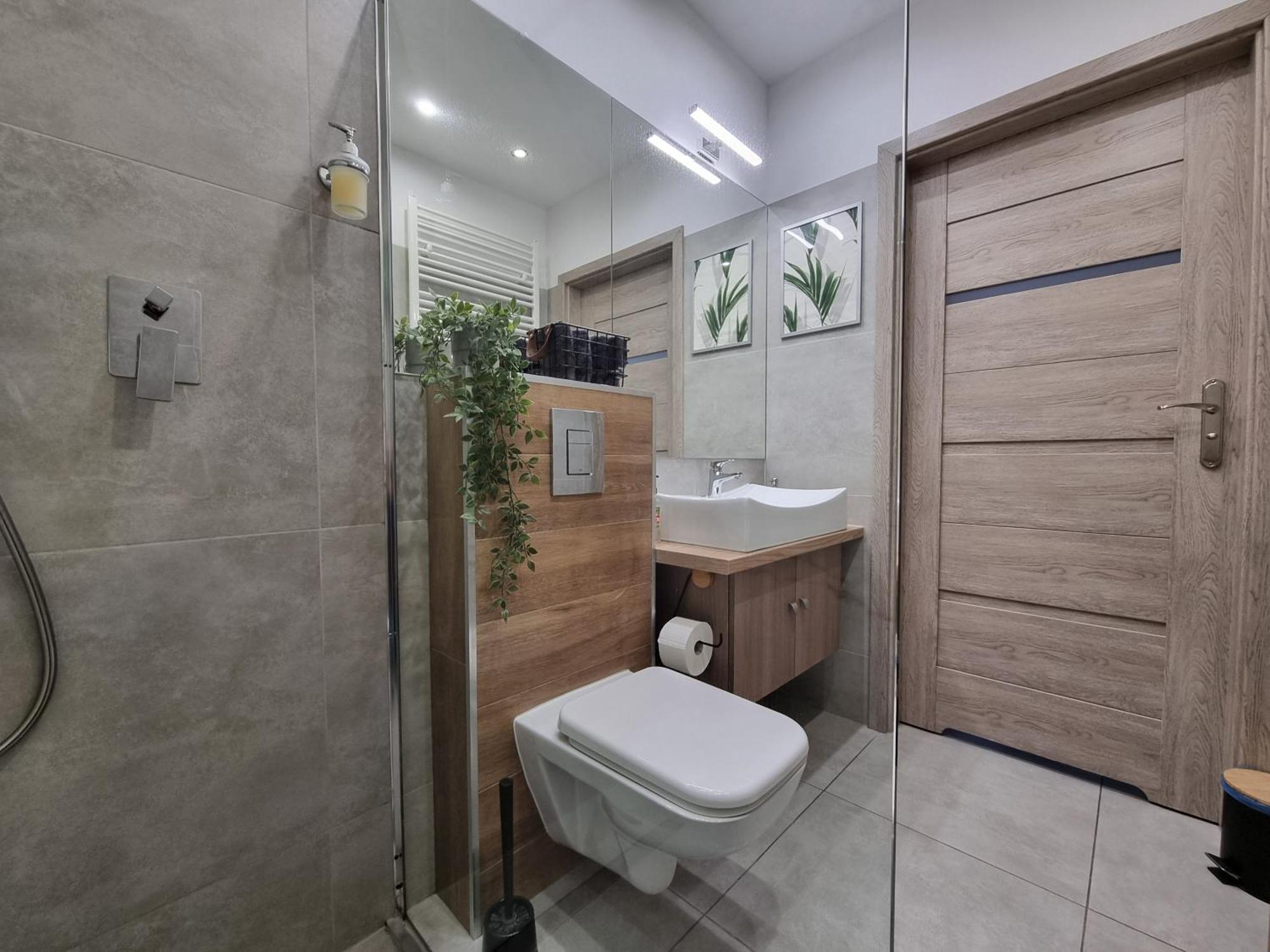 Q Apart Amber - Studio, Manufaktura, Klimatyzacja I Garaz Gratis, Netflix, Fv, Gwarancja Zadowolenia Łódź Exterior foto